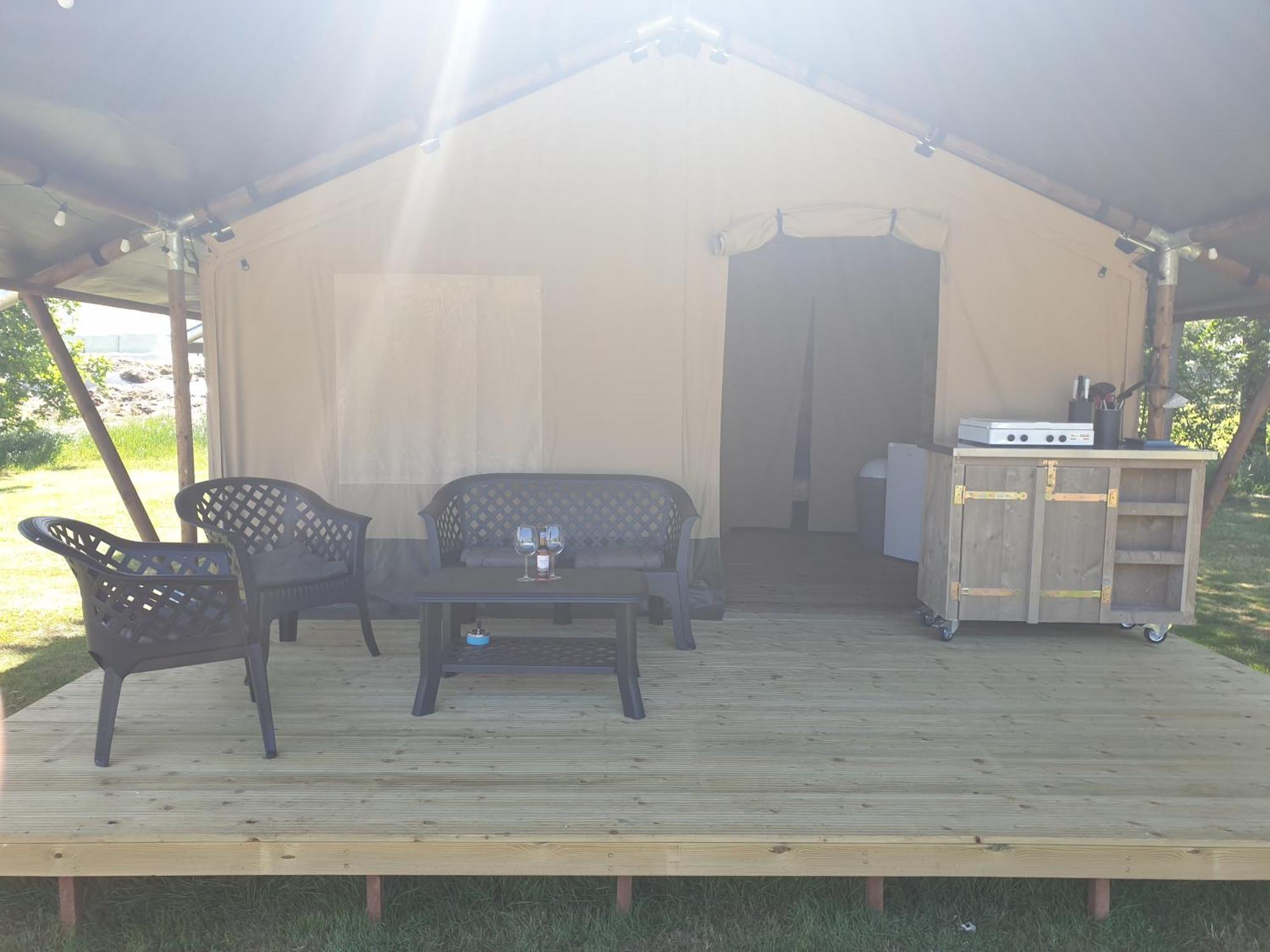 Camping Eefting Rohel Rom bilde